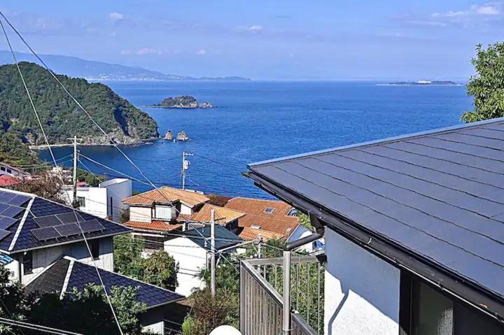 Holiday House 川奈 Ito  Exteriör bild